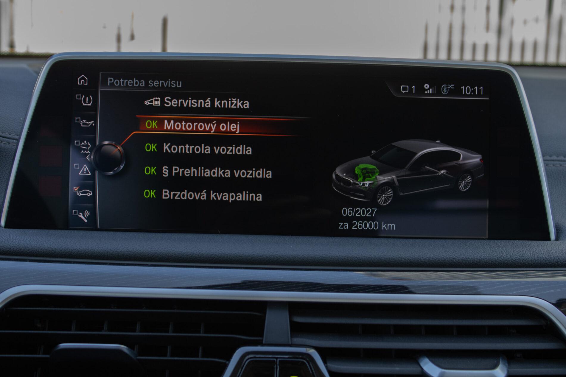 2016 BMW 740d, modrá sedan, 157 369 km
