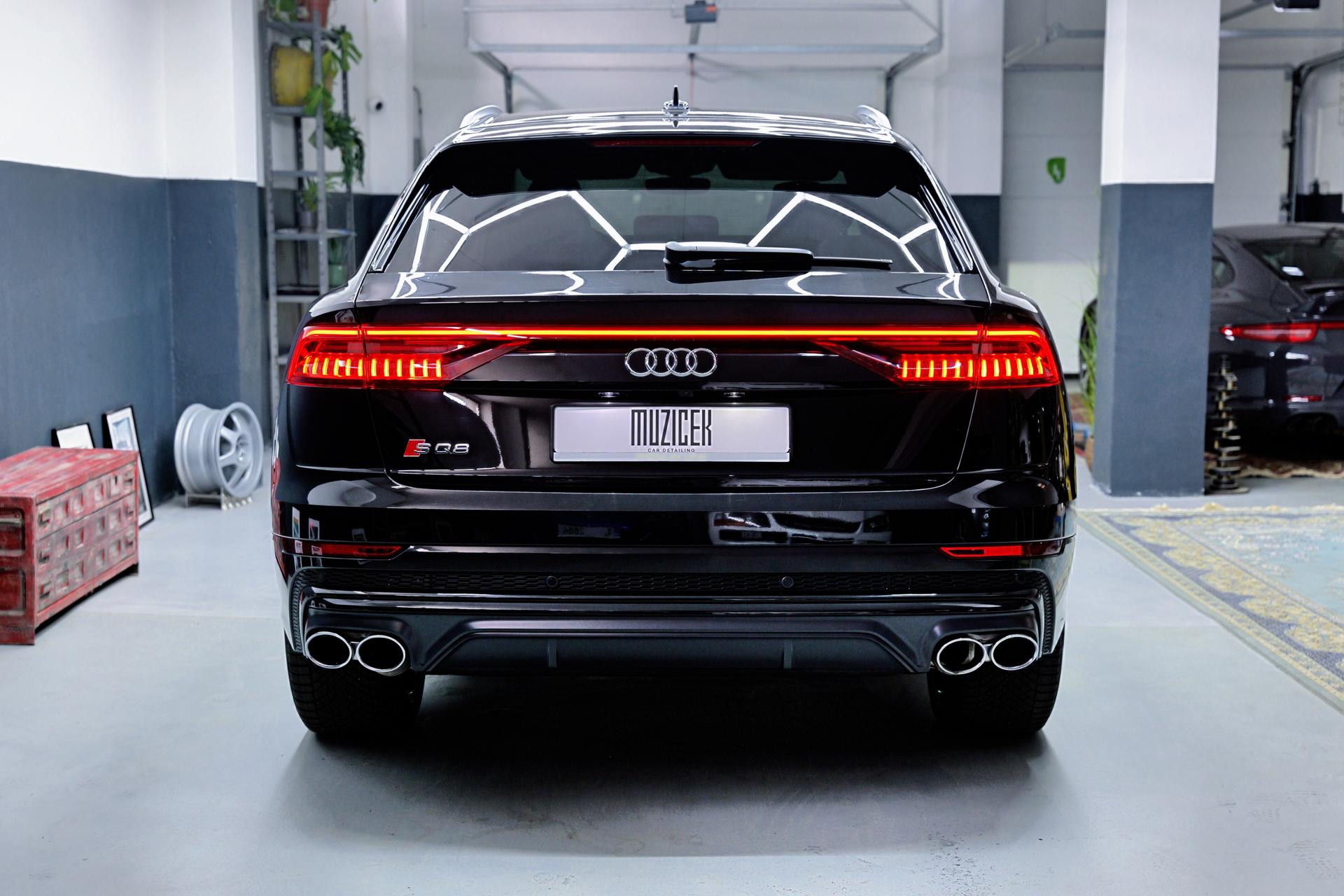 2019 AUDI SQ8, černá suv, 67 300 km