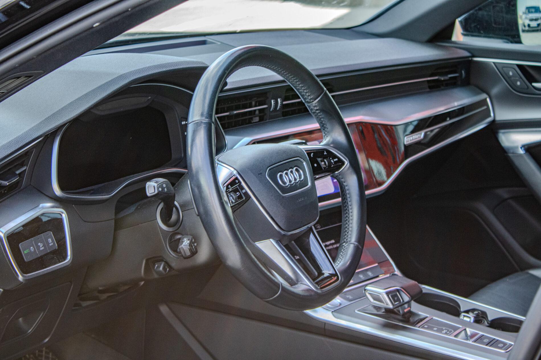 2020 AUDI A6, černá kombi, 176 750 km