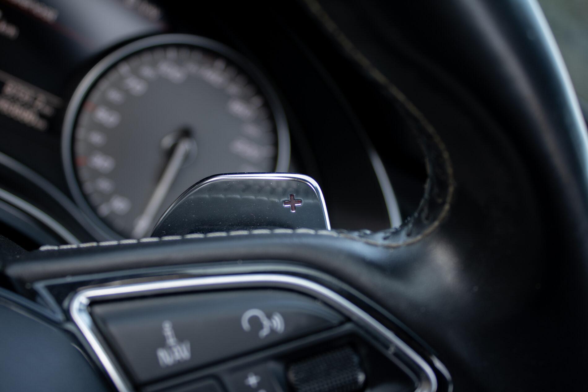 2013 AUDI S6, modrá sedan, 163 590 km