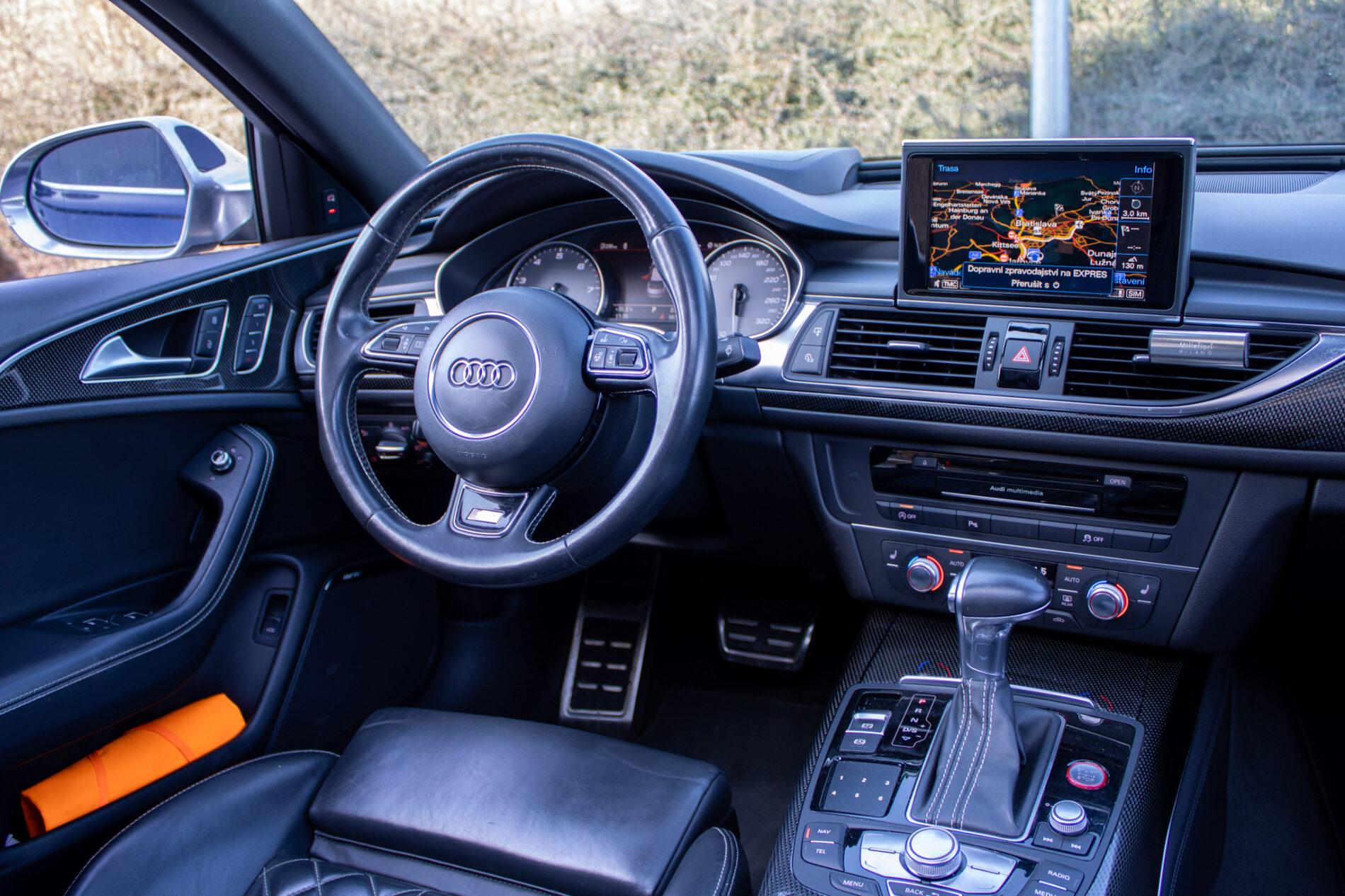 2013 AUDI S6, modrá sedan, 163 590 km
