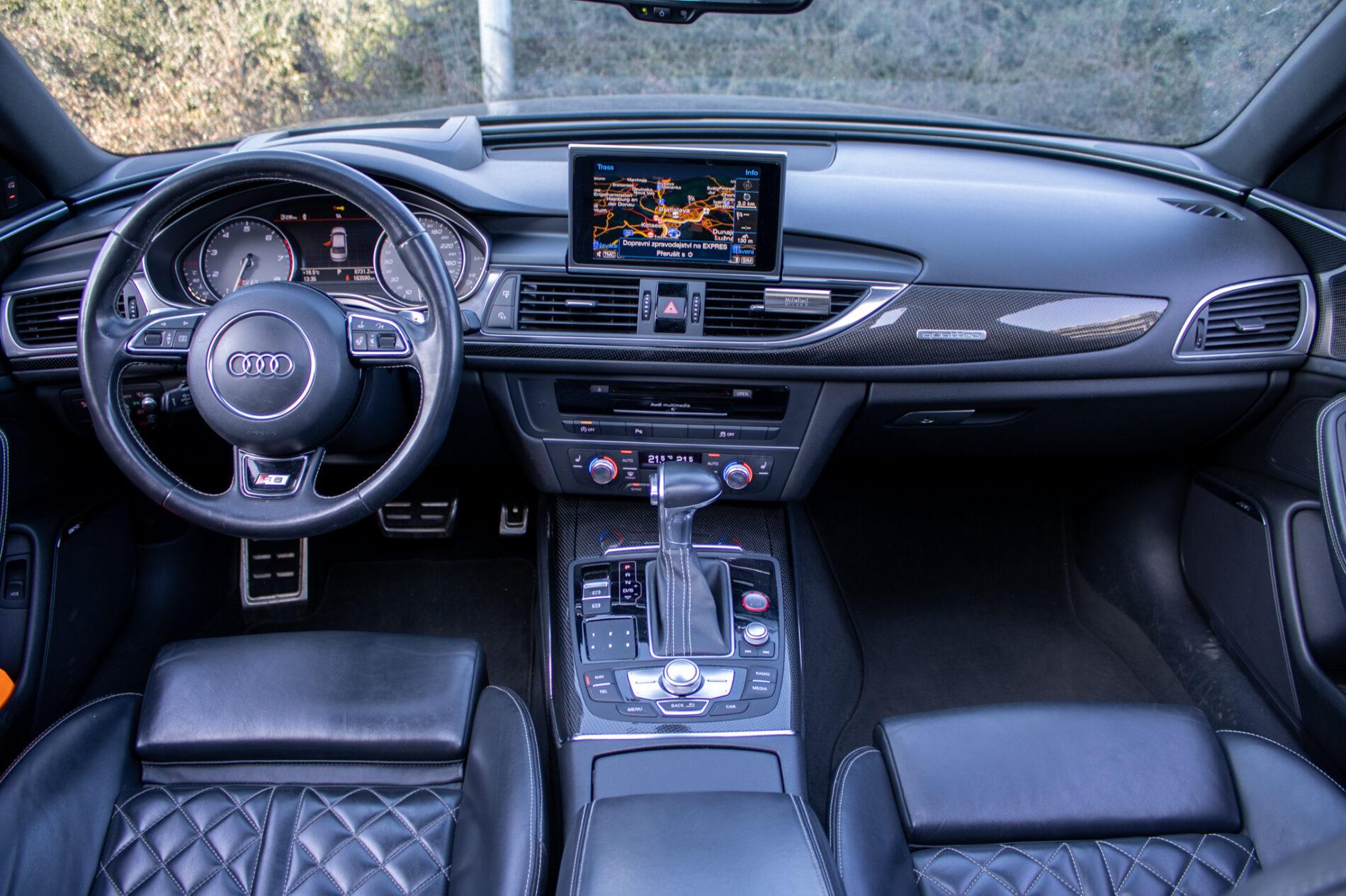 2013 AUDI S6, modrá sedan, 163 590 km