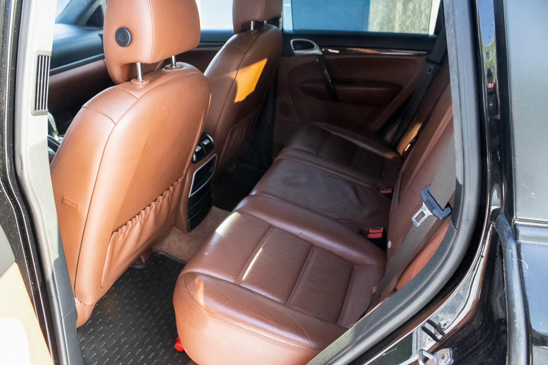 2009 Porsche Cayenne Turbo, černá suv, 153 062 km