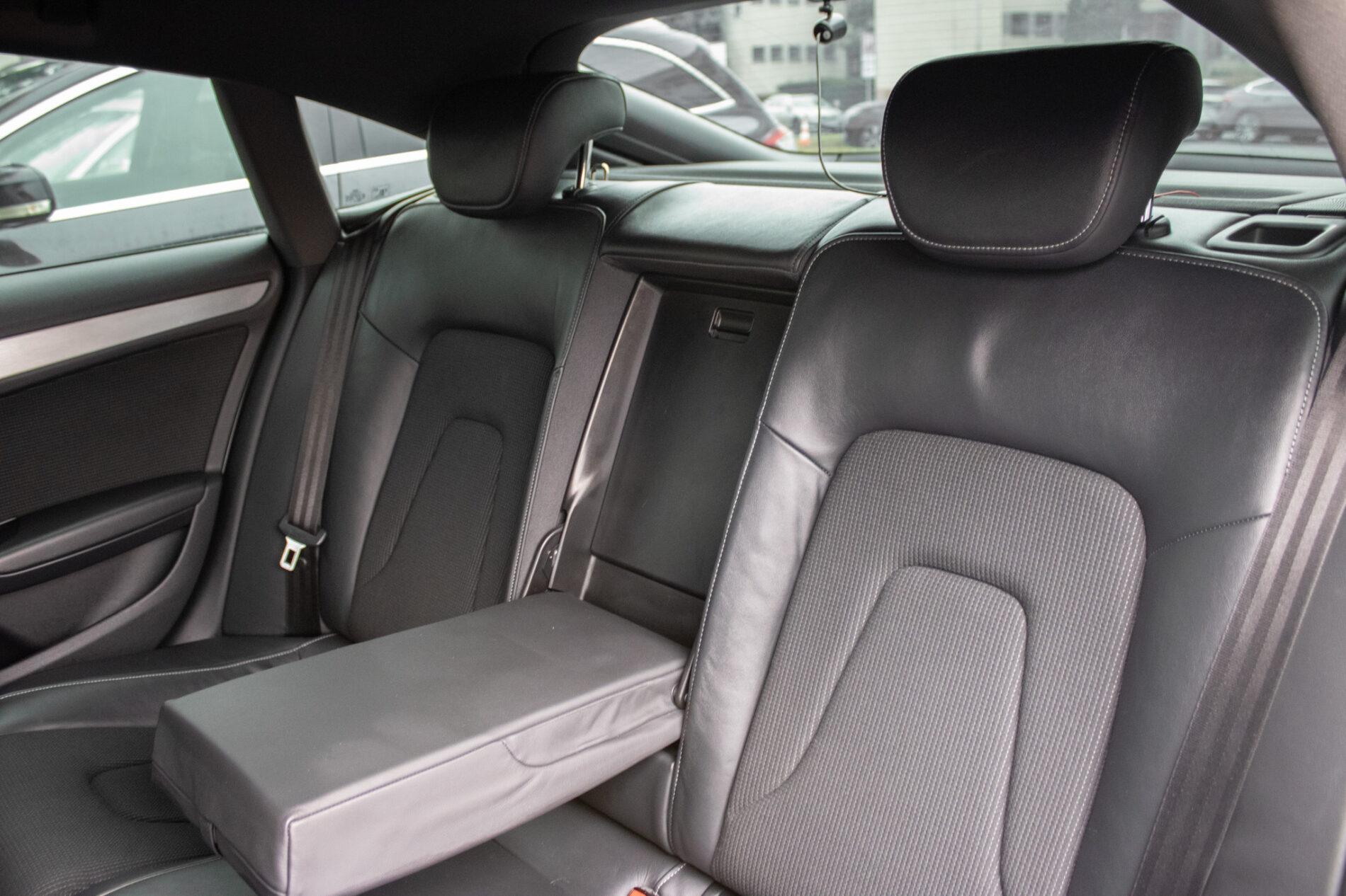 2016 AUDI A5, bílá hatchback, 194 000 km
