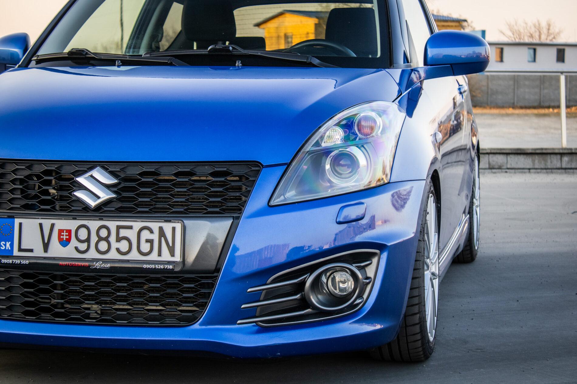 2016 Suzuki Swift Sport, modrá hatchback, 97 653 km