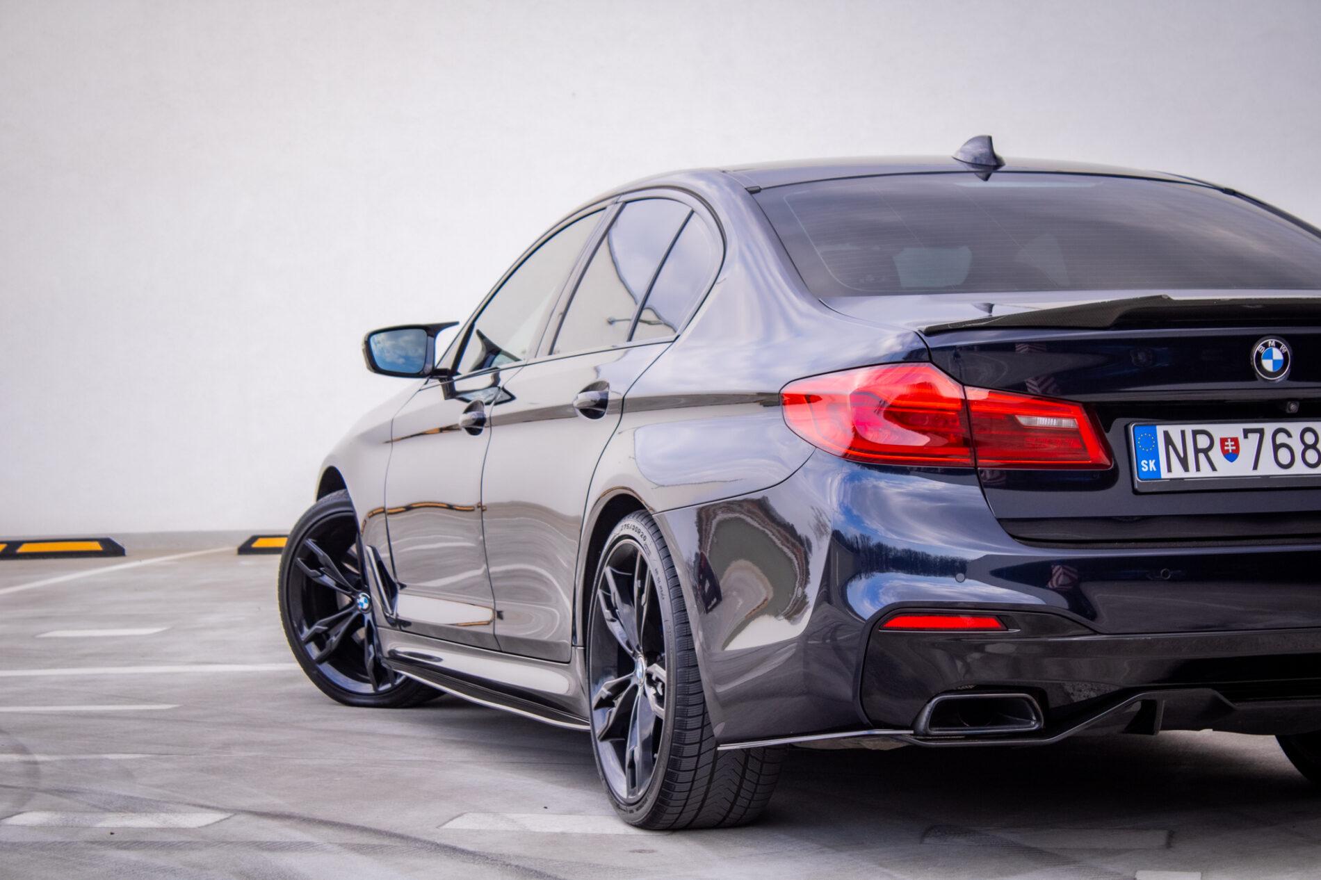 2019 BMW M550d, černá sedan, 239 000 km
