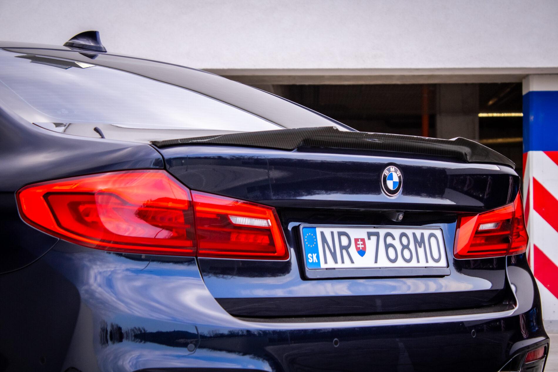 2019 BMW M550d, černá sedan, 239 000 km