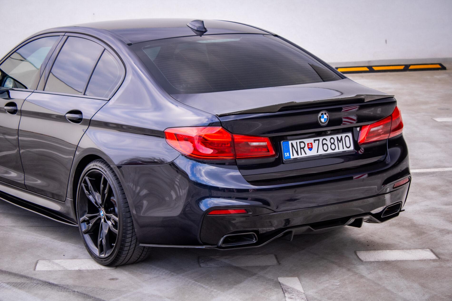 2019 BMW M550d, černá sedan, 239 000 km