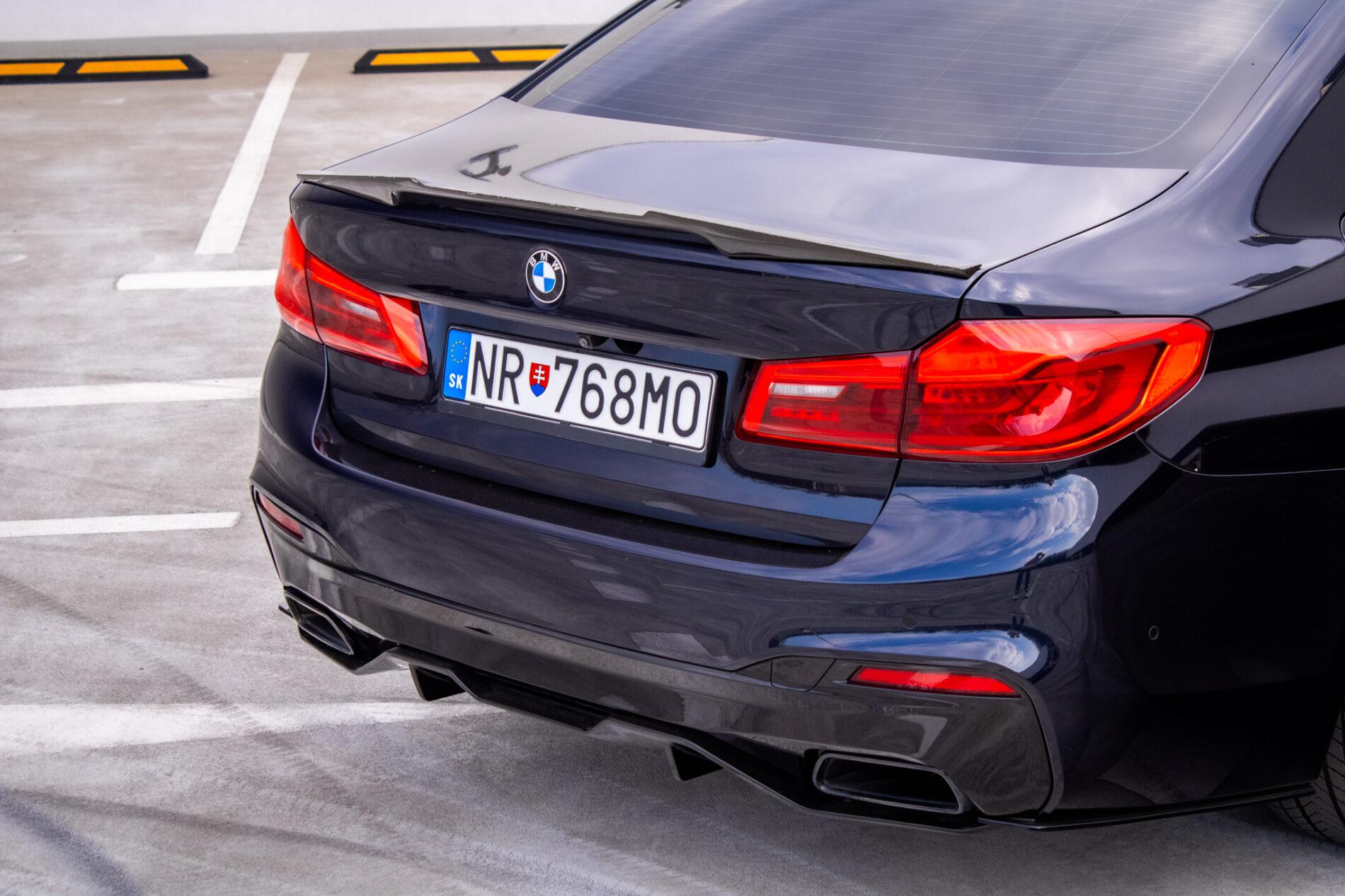 2019 BMW M550d, černá sedan, 239 000 km