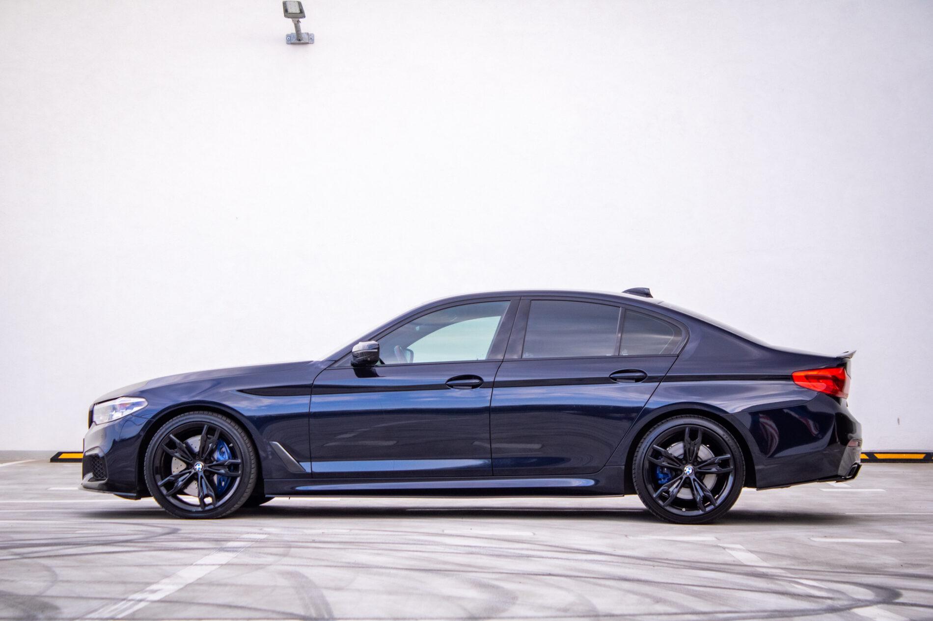 2019 BMW M550d, černá sedan, 239 000 km