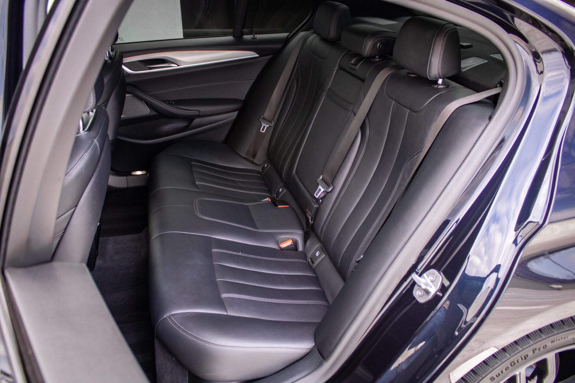 2019 BMW M550d, černá sedan, 239 000 km