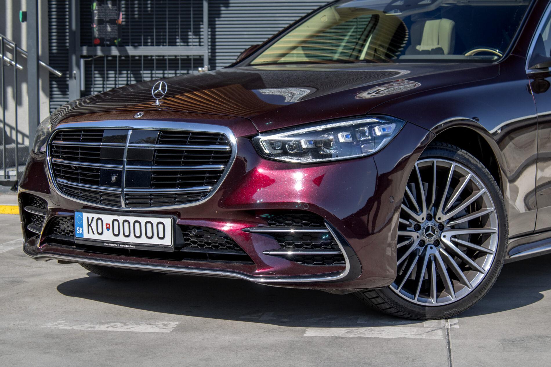 2022 Mercedes-Benz S 400d, červená sedan, 150 861 km