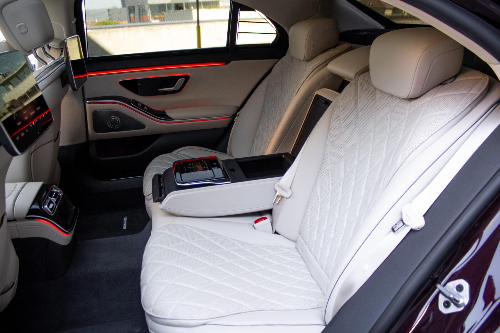 2022 Mercedes-Benz S 400d, červená sedan, 150 861 km