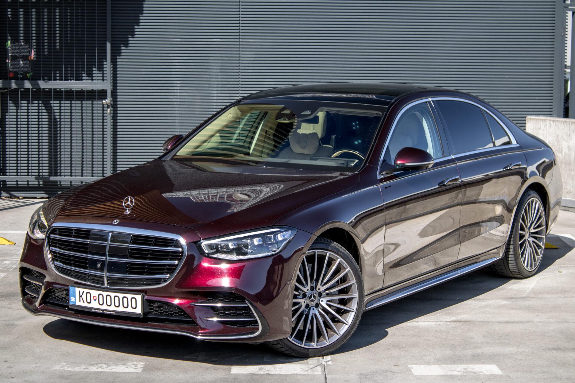 2022 Mercedes-Benz S 400d, červená sedan, 150 861 km