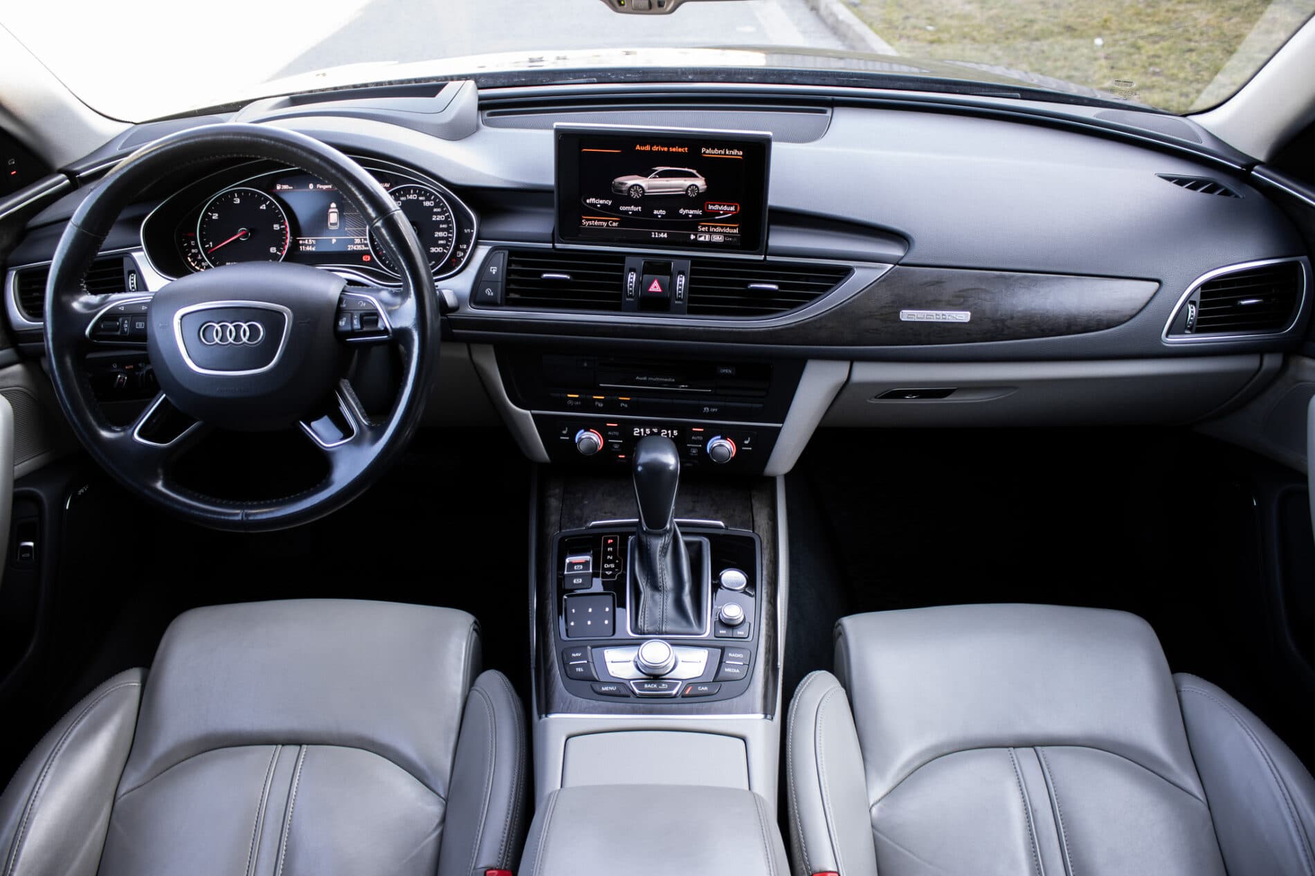 2017 AUDI A6, černá kombi, 274 353 km