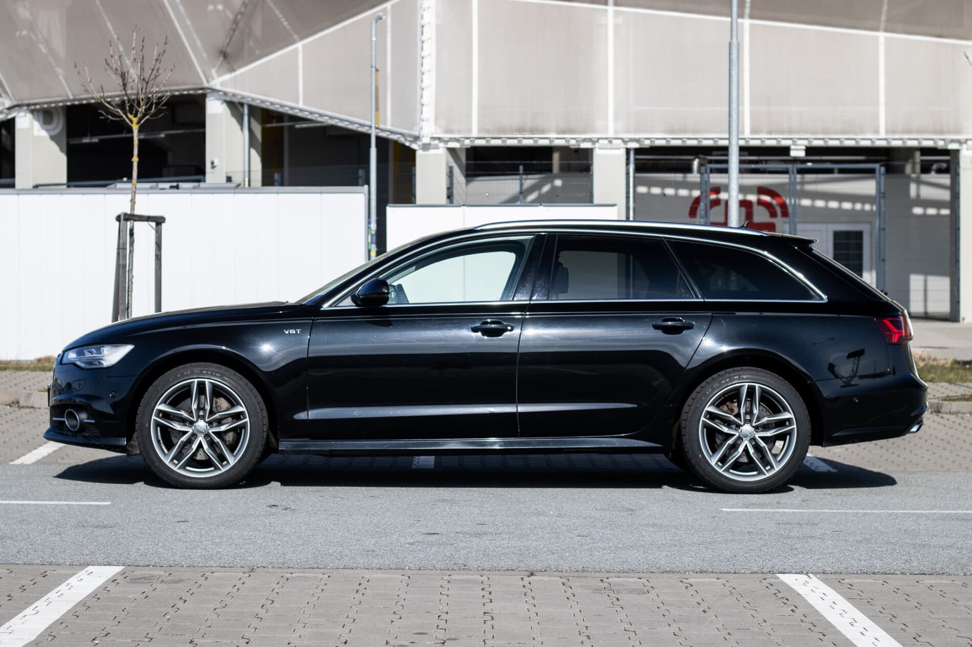 2017 AUDI A6, černá kombi, 274 353 km