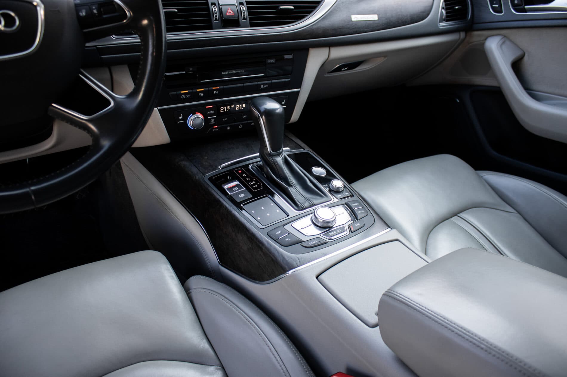 2017 AUDI A6, černá kombi, 274 353 km