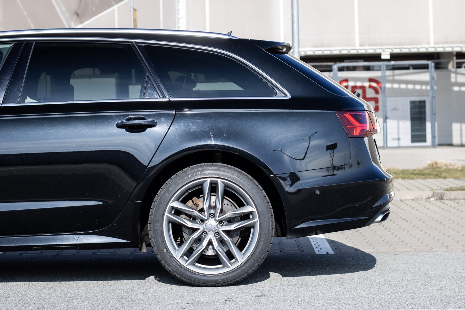 2017 AUDI A6, černá kombi, 274 353 km