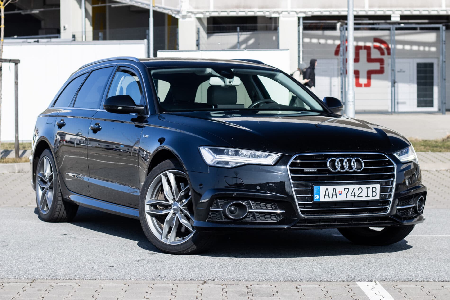 2017 AUDI A6, černá kombi, 274 353 km