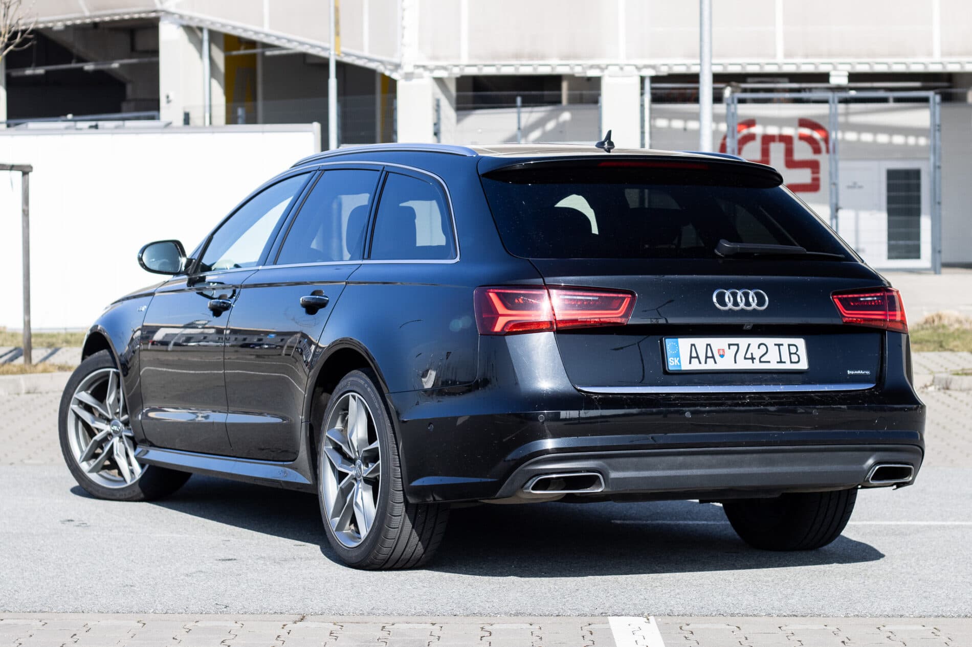 2017 AUDI A6, černá kombi, 274 353 km