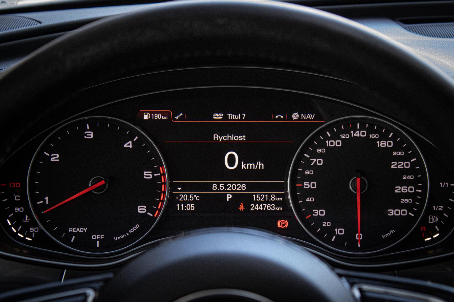 2016 AUDI A6, bílá sedan, 244 763 km