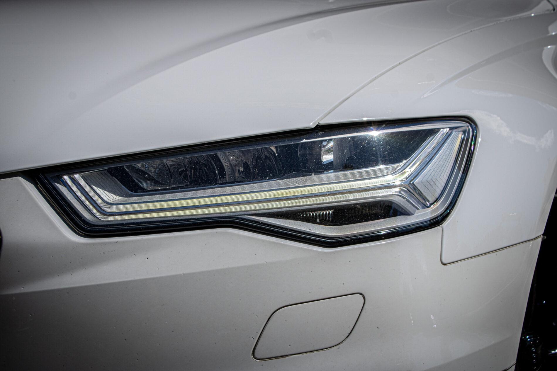 2016 AUDI A6, bílá sedan, 244 763 km