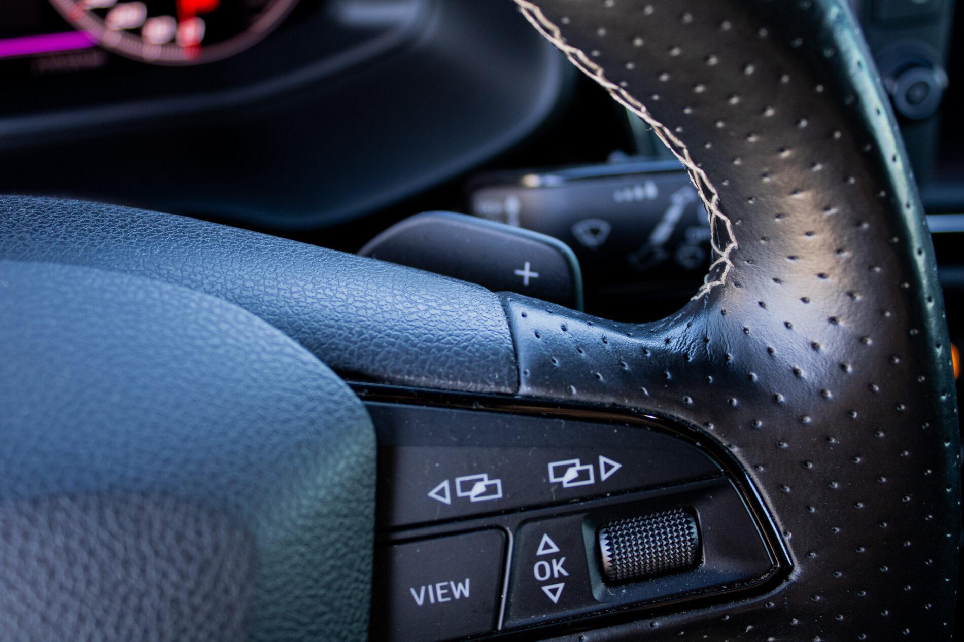 2018 Seat Leon Cupra, černá kombi, 219 326 km