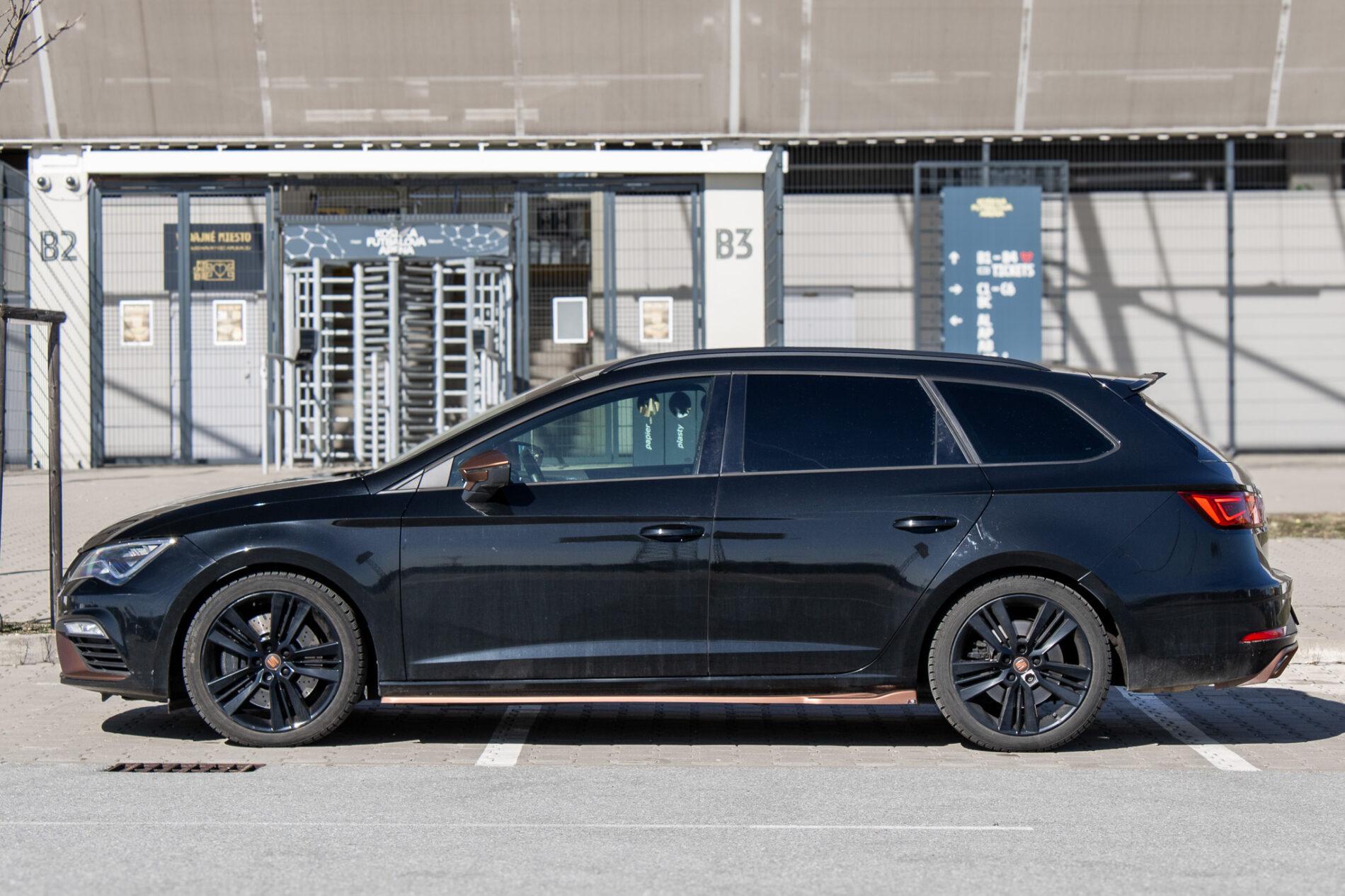 2018 Seat Leon Cupra, černá kombi, 219 326 km