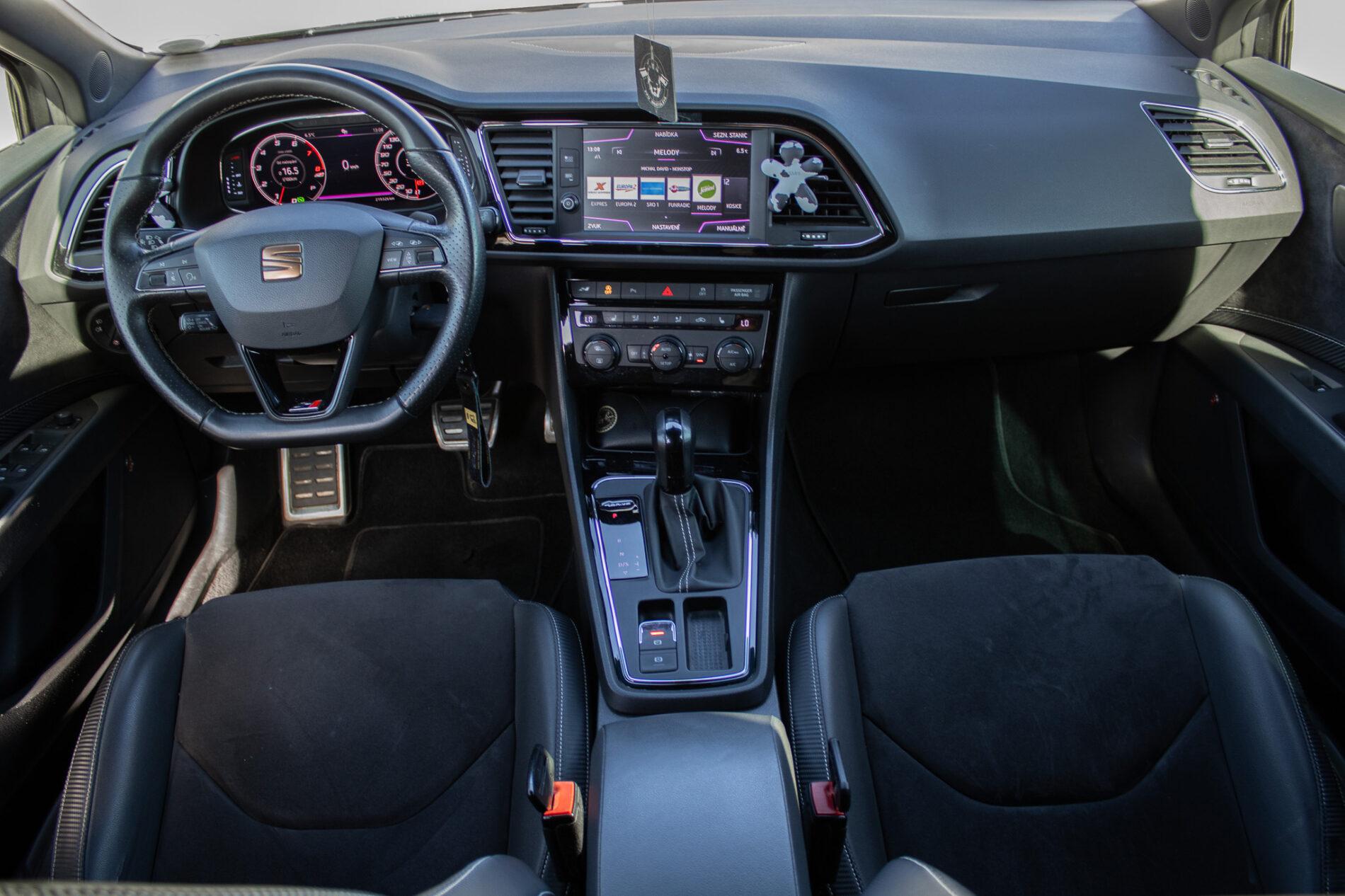 2018 Seat Leon Cupra, černá kombi, 219 326 km