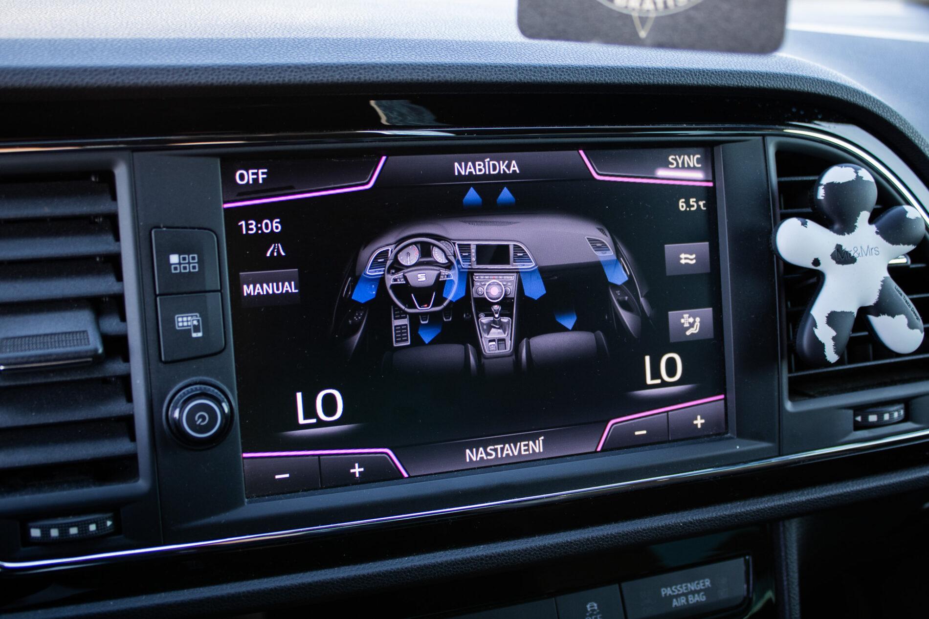 2018 Seat Leon Cupra, černá kombi, 219 326 km