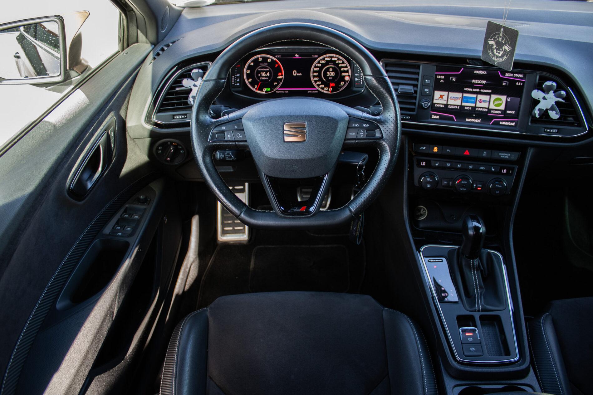 2018 Seat Leon Cupra, černá kombi, 219 326 km