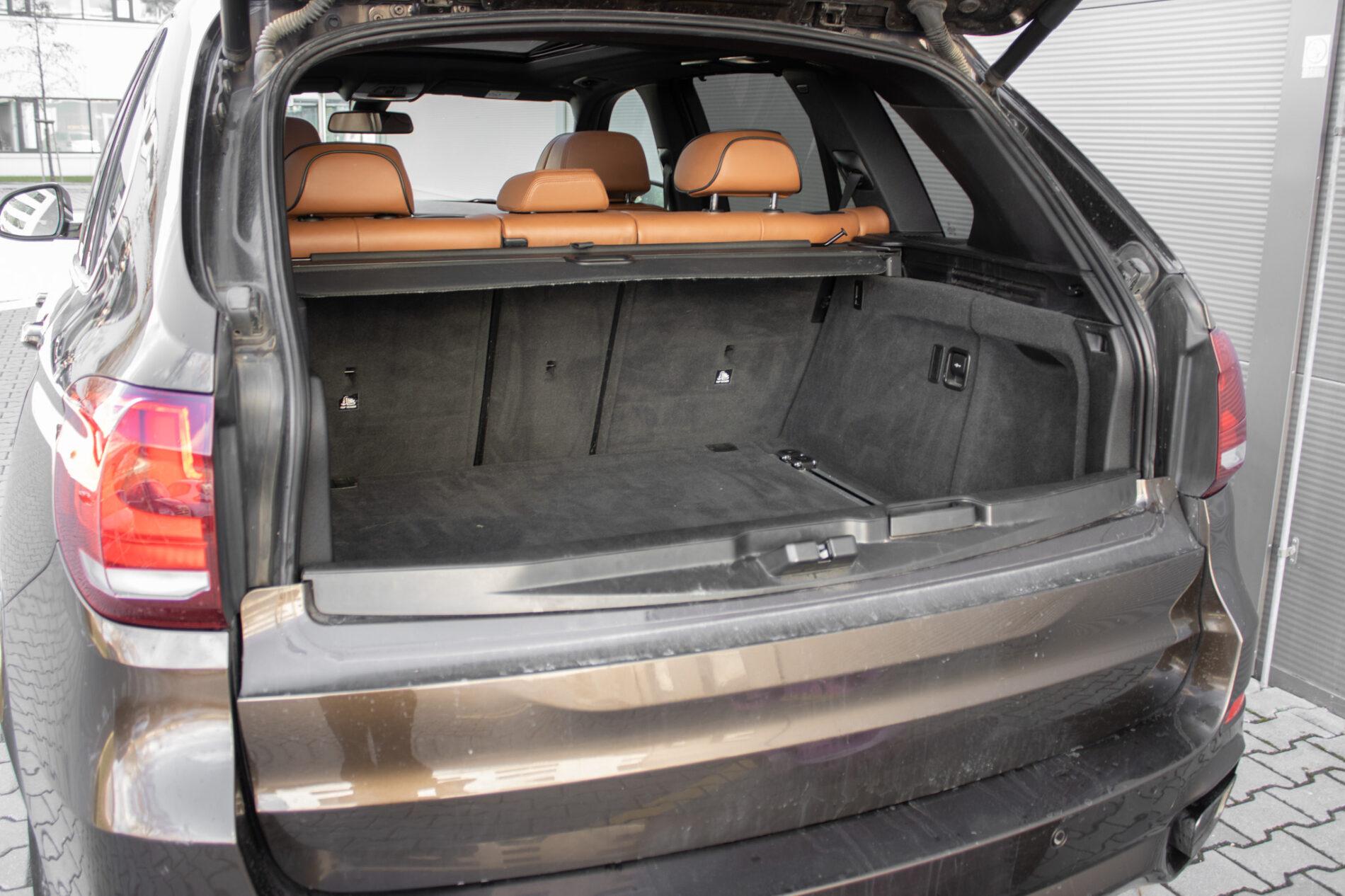 2014 BMW X5 M50d, hnědá suv, 221 000 km