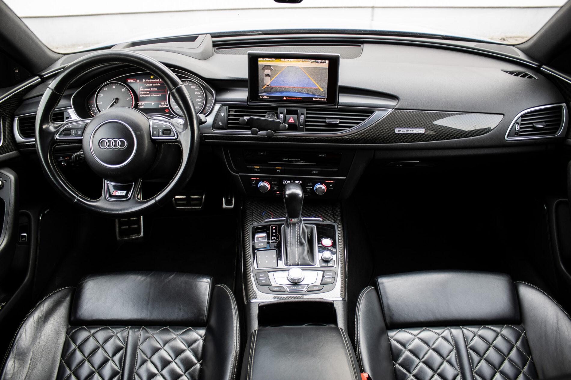 2015 AUDI S6, modrá kombi, 264 543 km