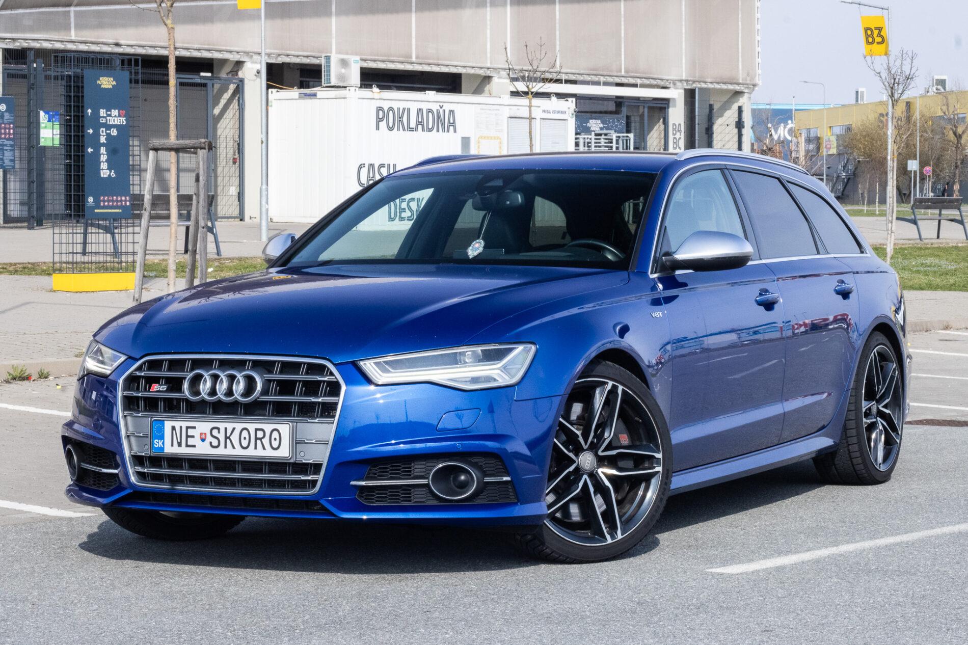 2015 AUDI S6
