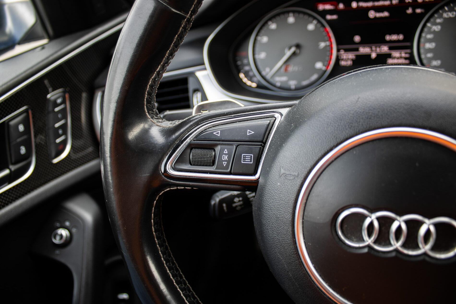 2015 AUDI S6, modrá kombi, 264 543 km