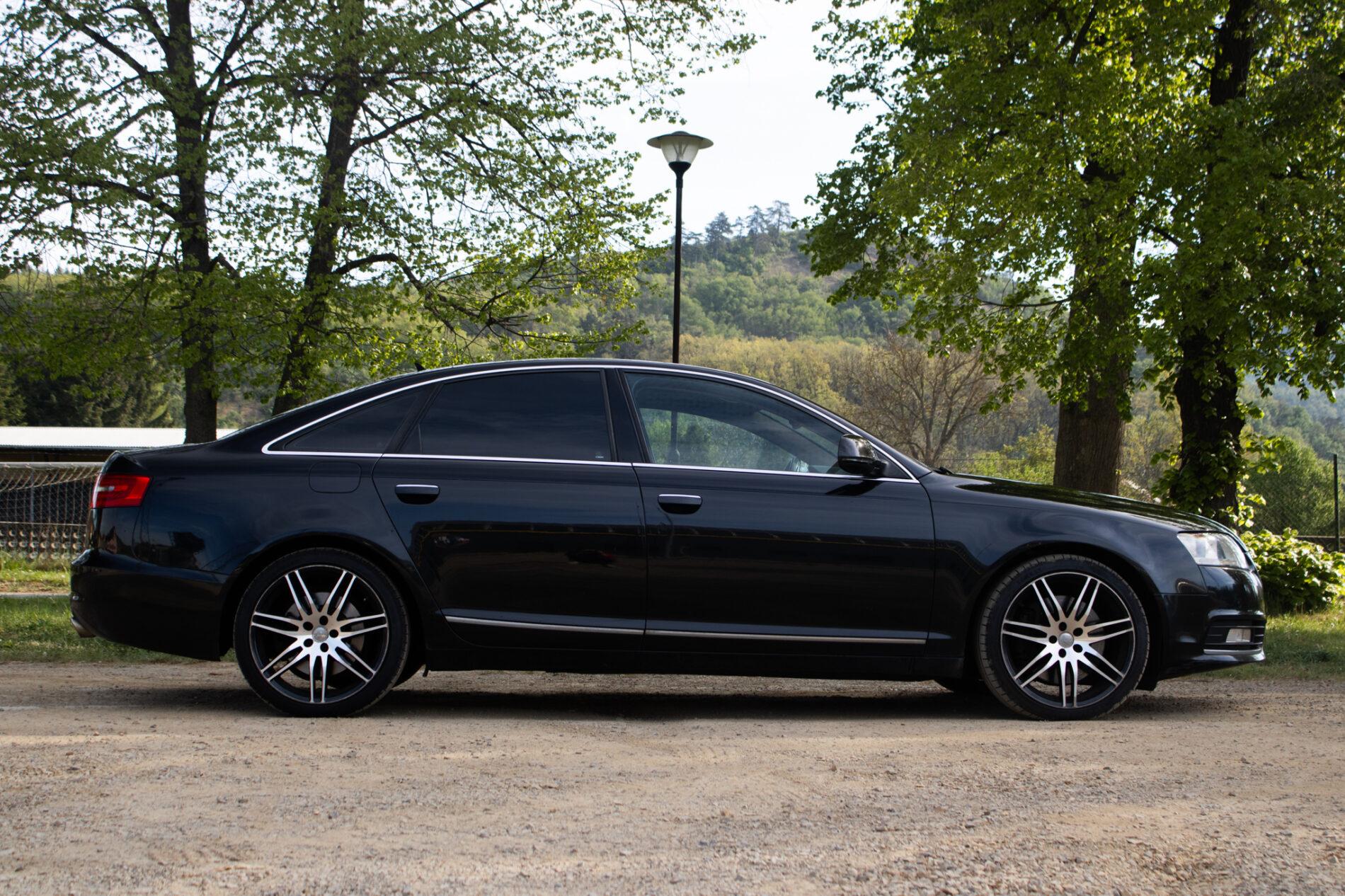 2009 AUDI A6, černá sedan, 268 281 km