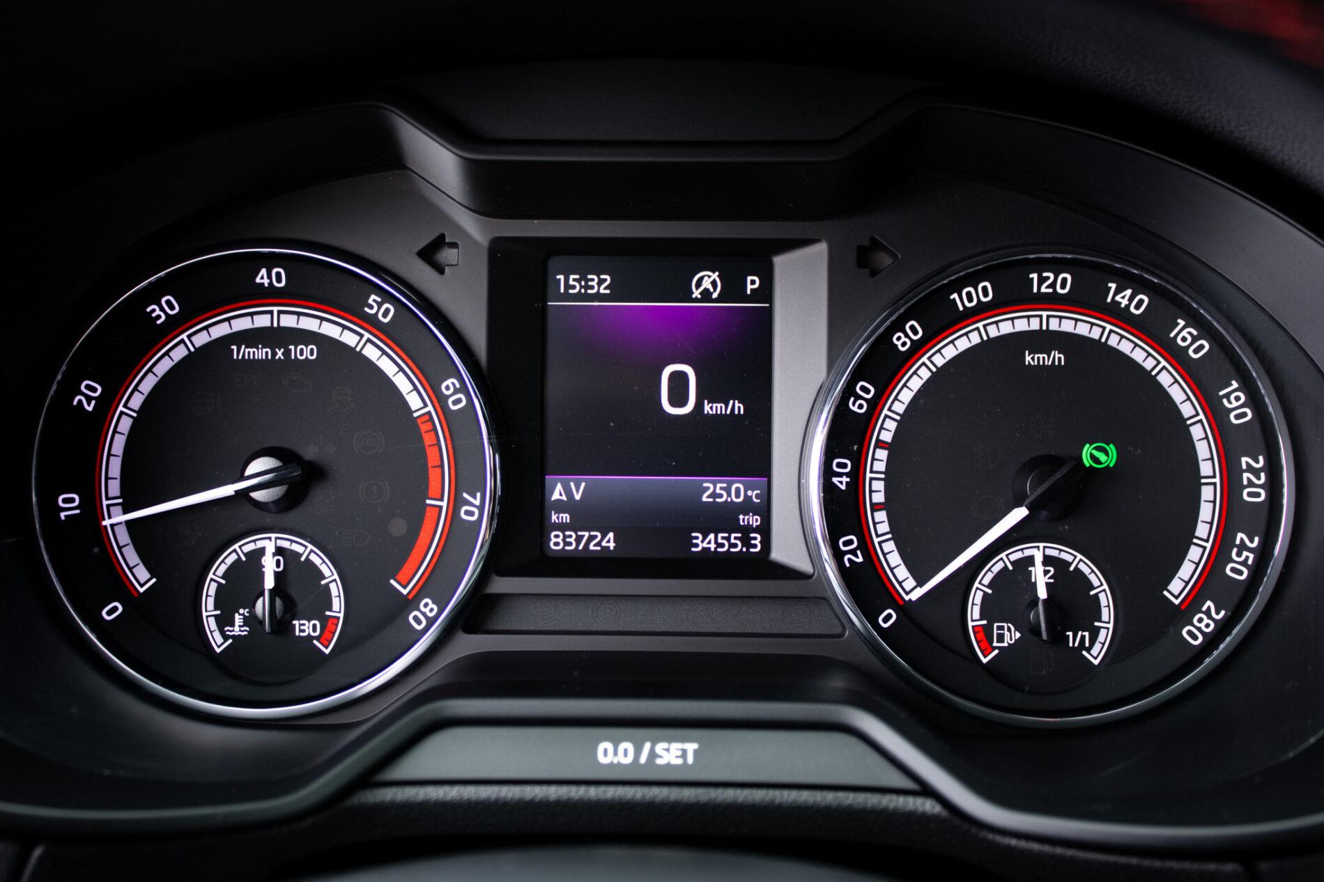 2018 Skoda Octavia RS, šedá, 83 724 km