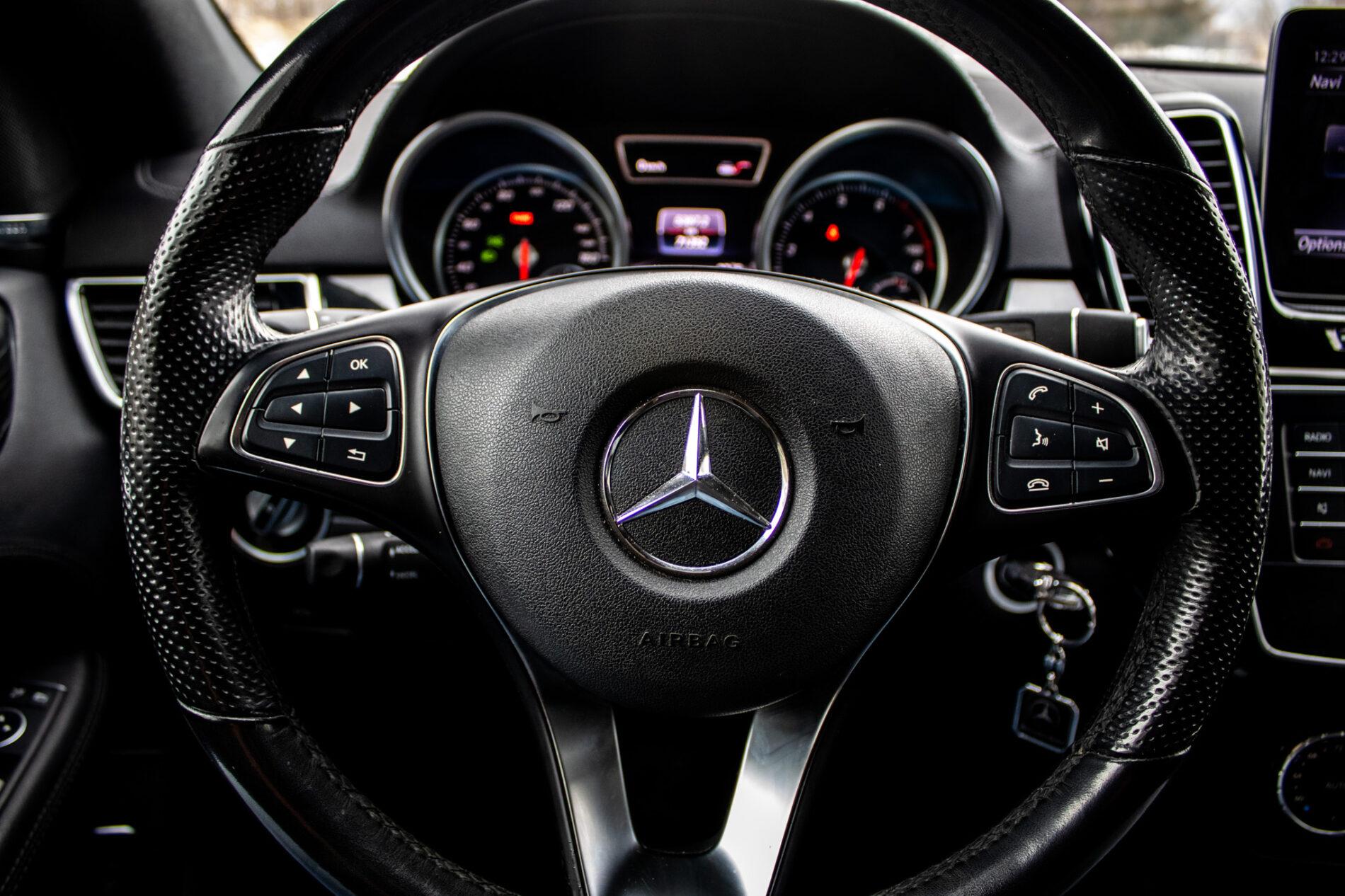 2018 Mercedes-Benz GLE 500e, šedá kombi, 71 352 km