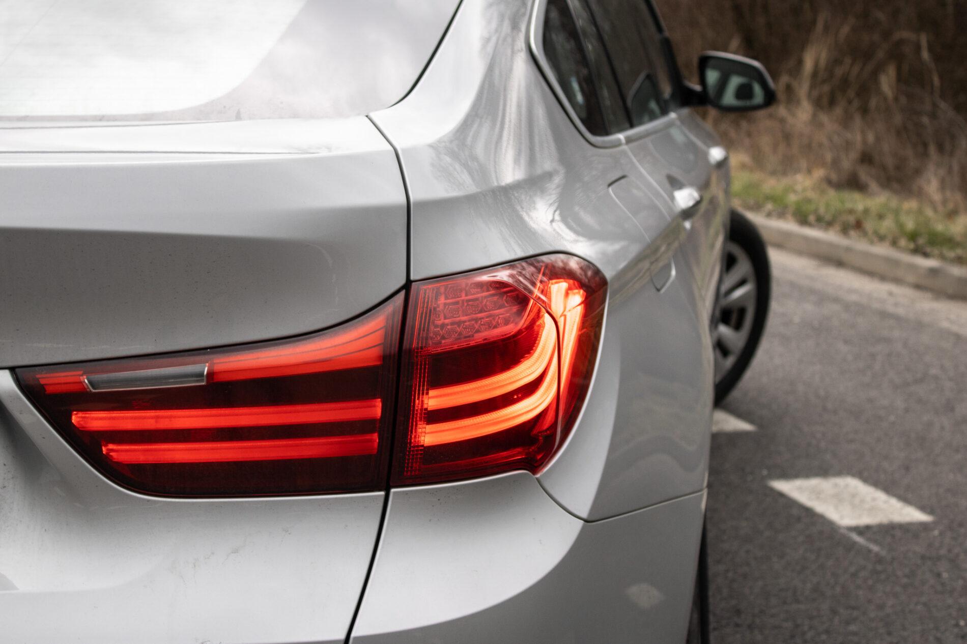 2015 BMW 530d, šedá sedan, 333 147 km