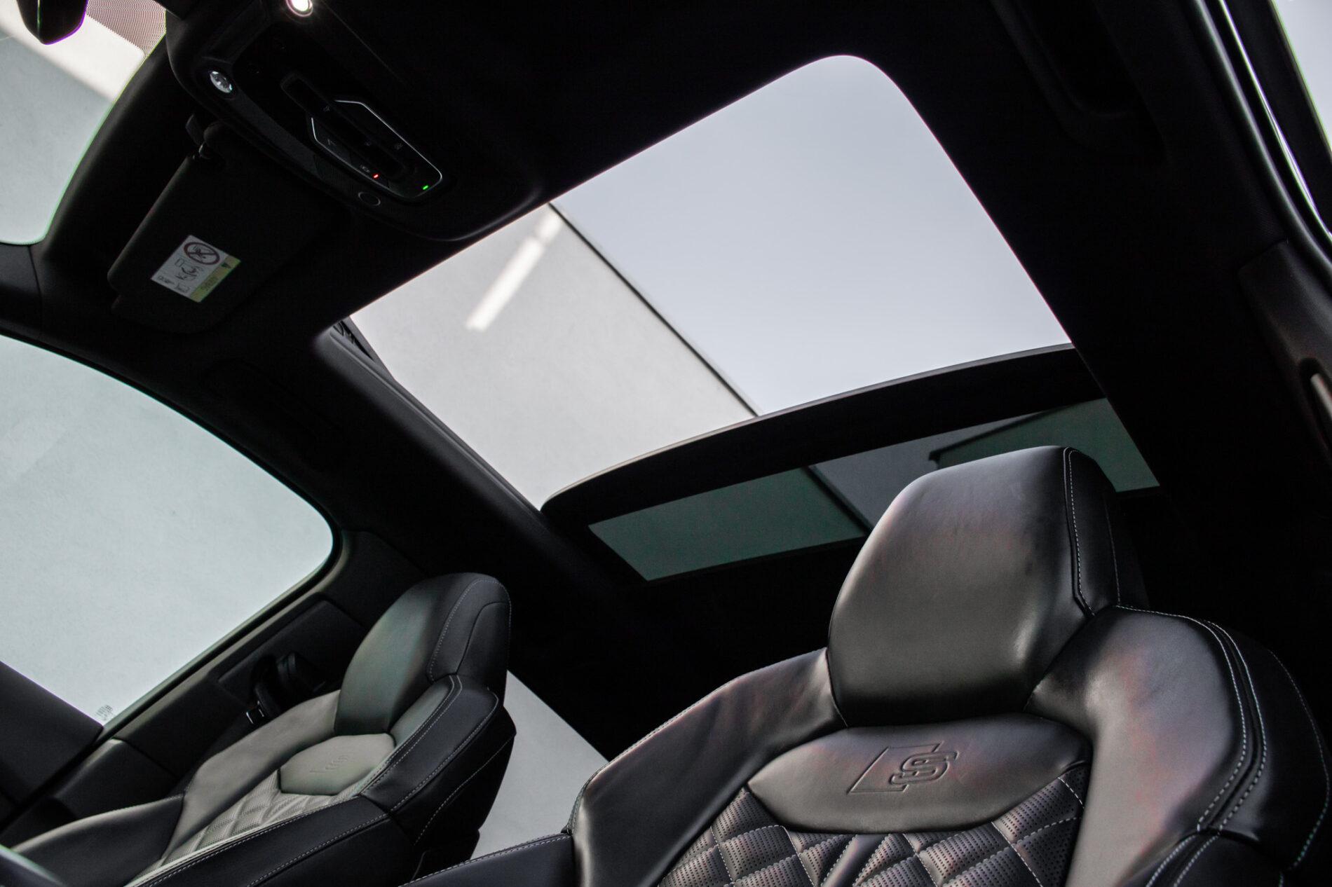 2022 AUDI SQ7, černá suv, 72 106 km