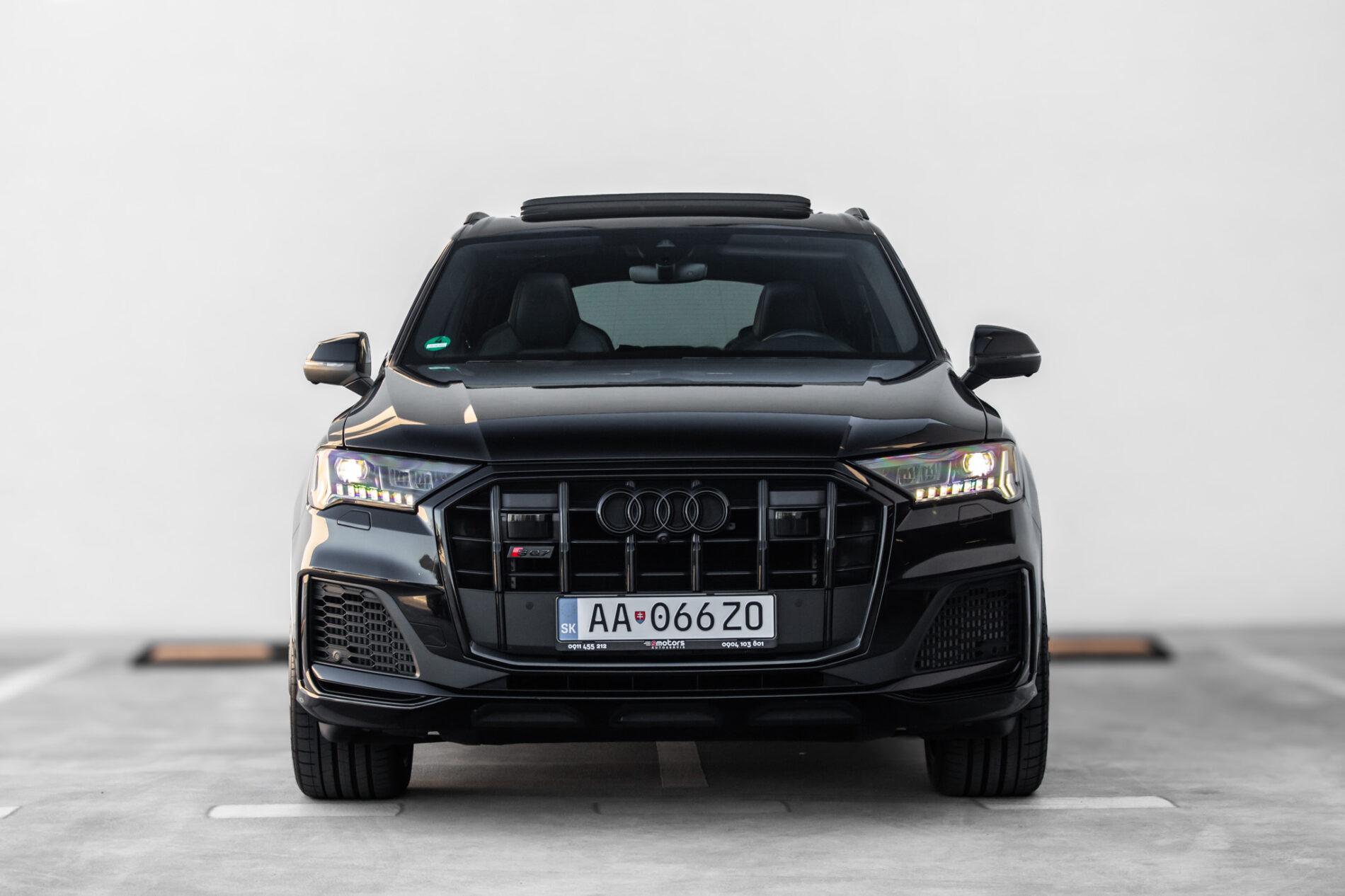 2022 AUDI SQ7, černá suv, 72 106 km