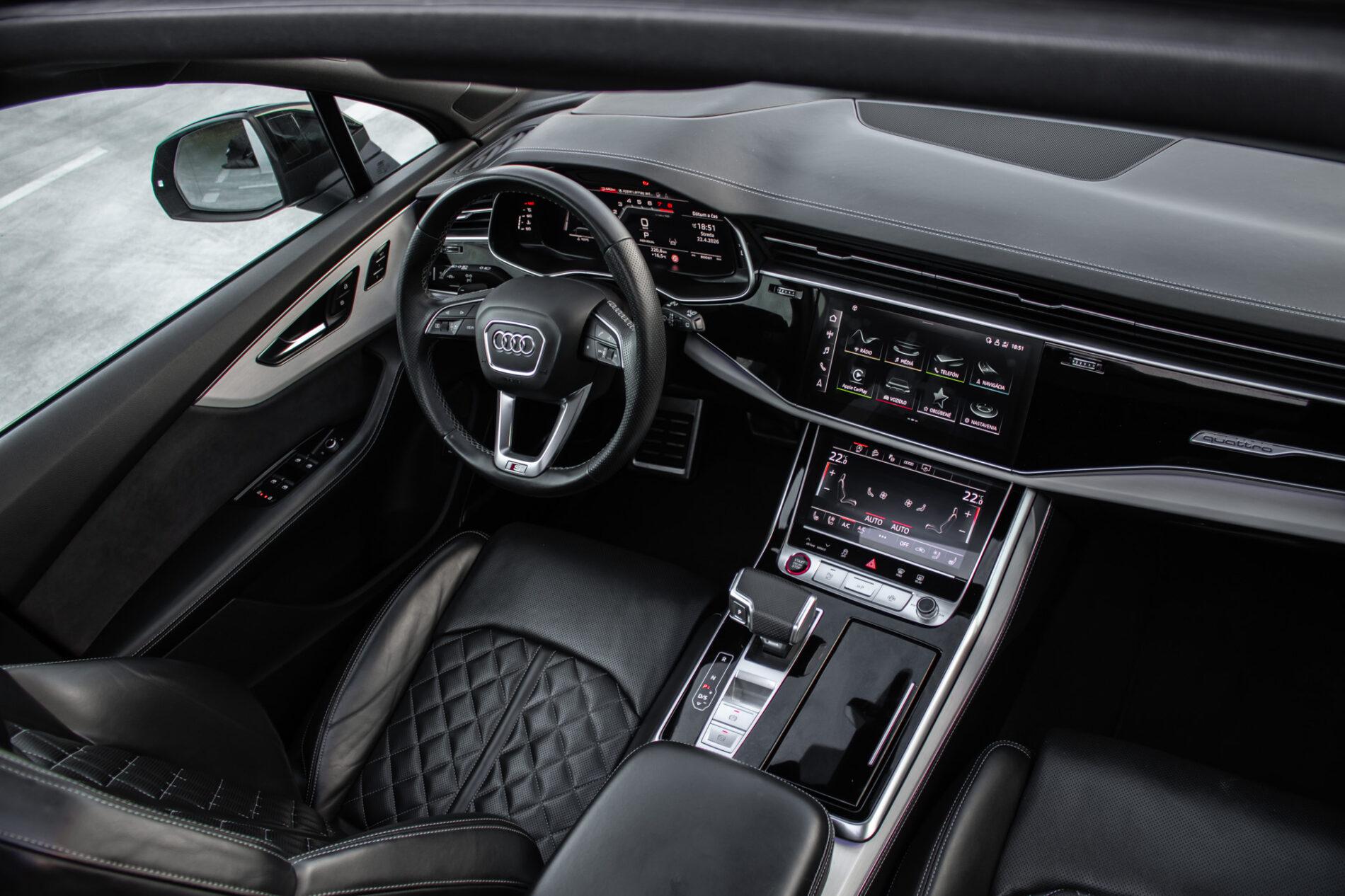 2022 AUDI SQ7, černá suv, 72 106 km