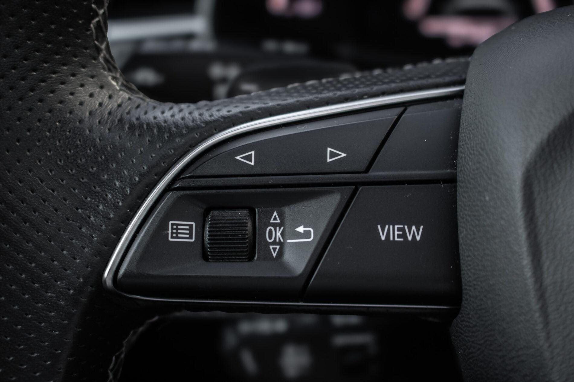 2022 AUDI SQ7, černá suv, 72 106 km