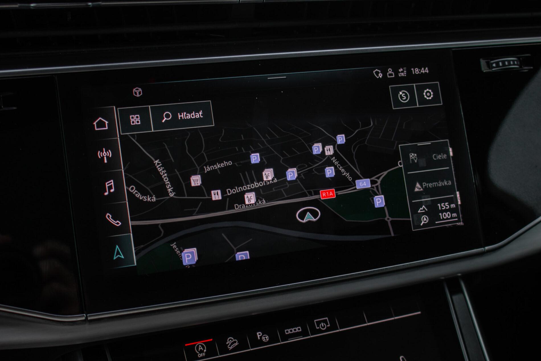 2022 AUDI SQ7, černá suv, 72 106 km