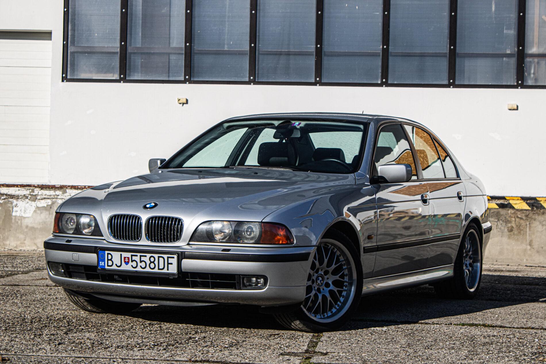 1999 BMW 540i
