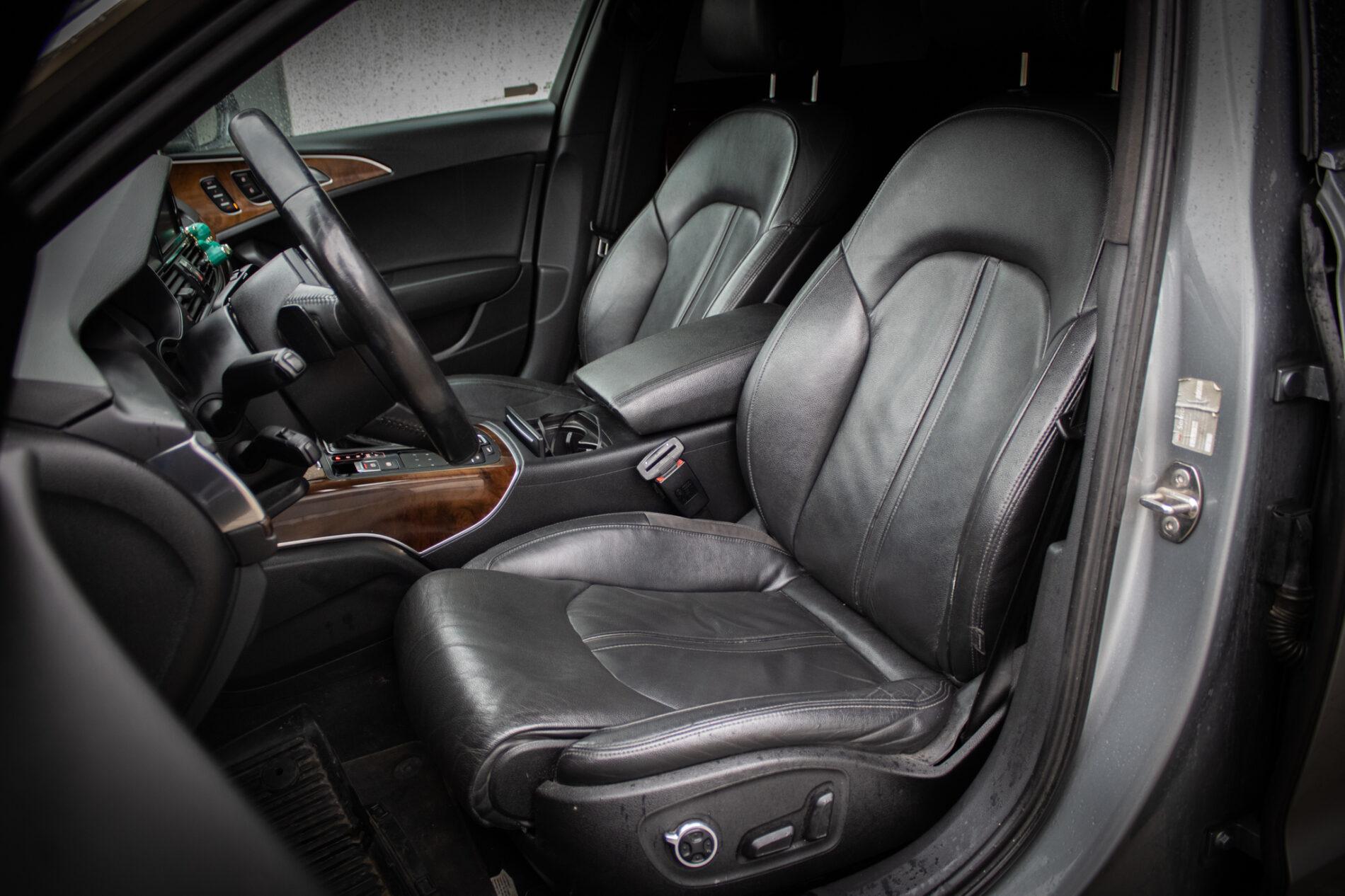 2011 AUDI A6, šedá sedan, 302 428 km