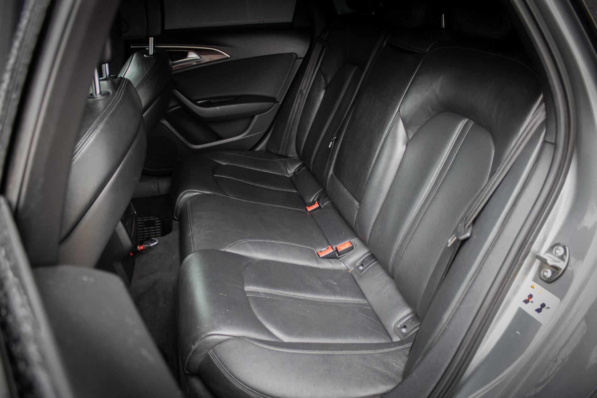 2011 AUDI A6, šedá sedan, 302 428 km