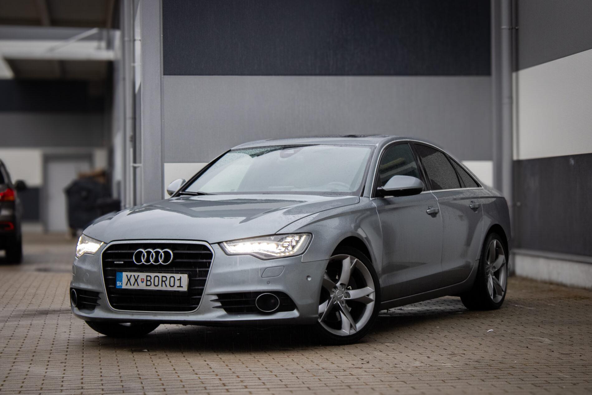 2011 AUDI A6, šedá sedan, 302 428 km