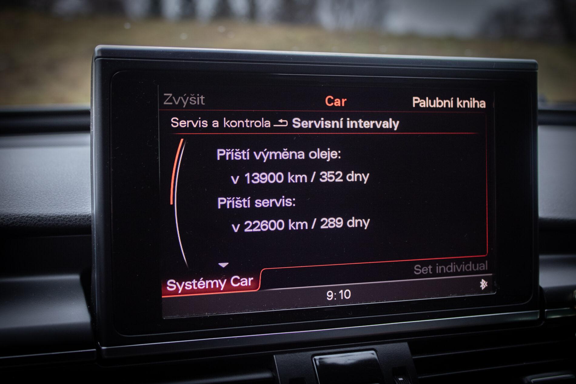 2011 AUDI A6, šedá sedan, 302 428 km