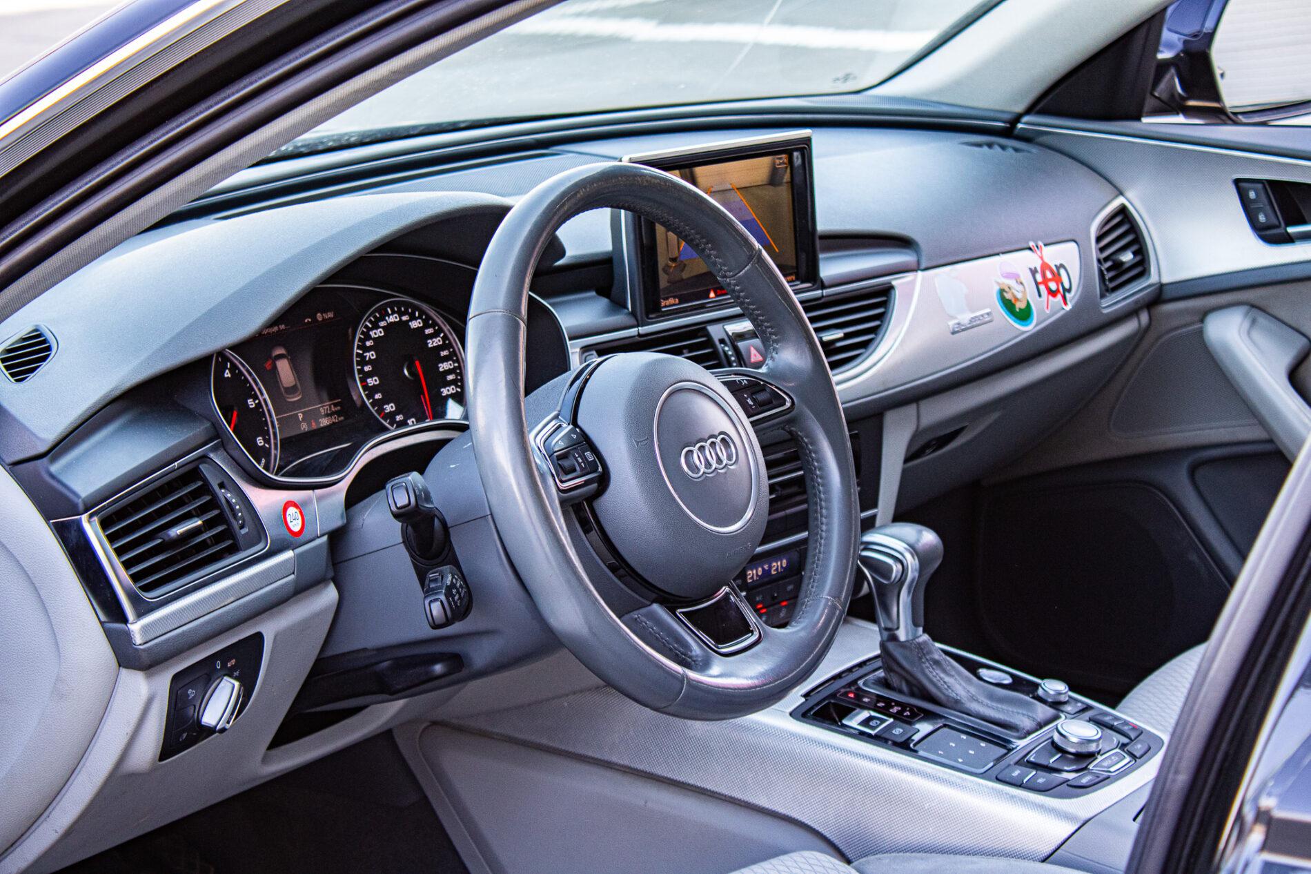 2015 AUDI A6, šedá kombi, 286 842 km
